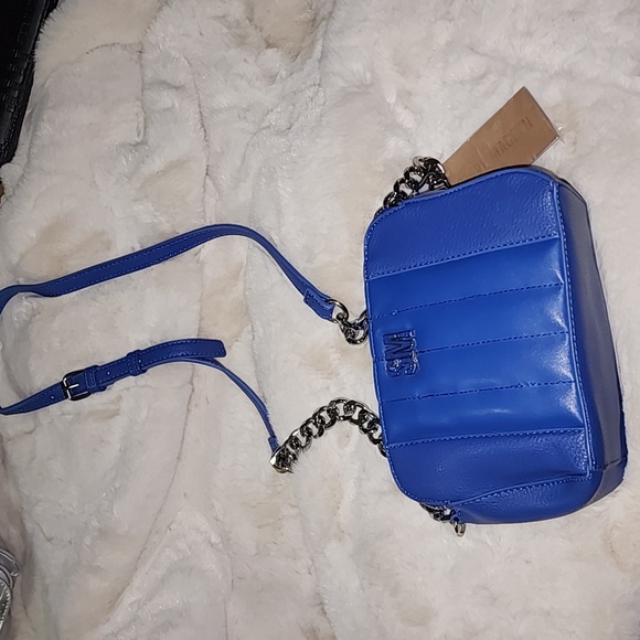 Steve Madden Handbags - Blue Steve Madden Crossbody NWT